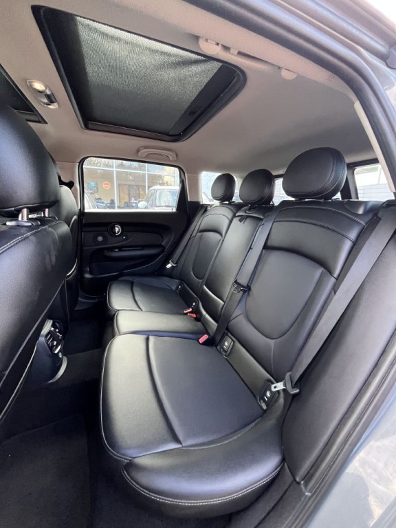 2016 MINI Cooper Image 37
