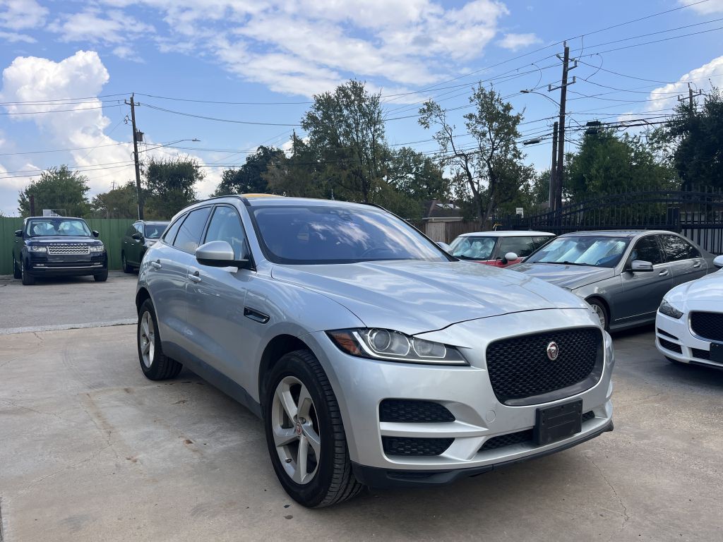 2017 Jaguar F-PACE Image 63
