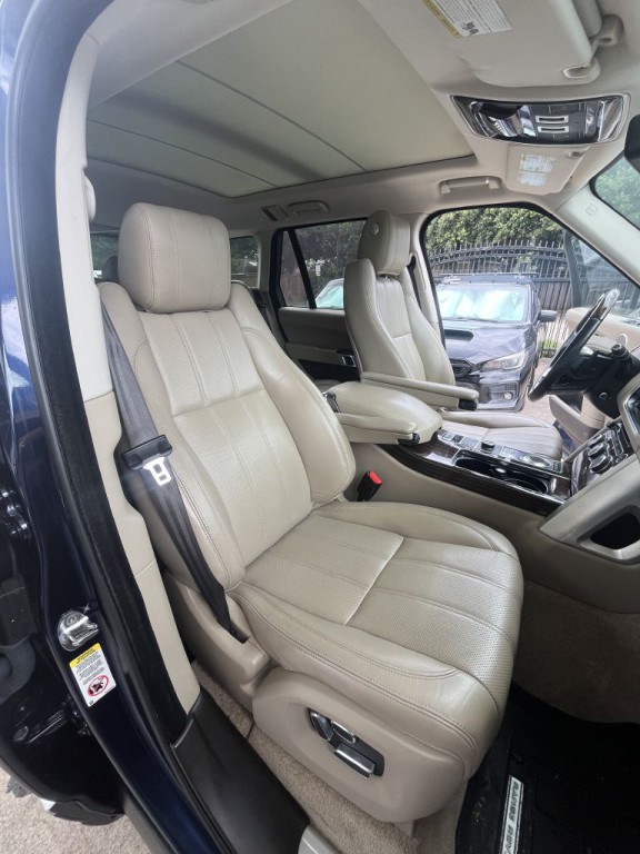 2015 Land Rover Range Rover Image 10