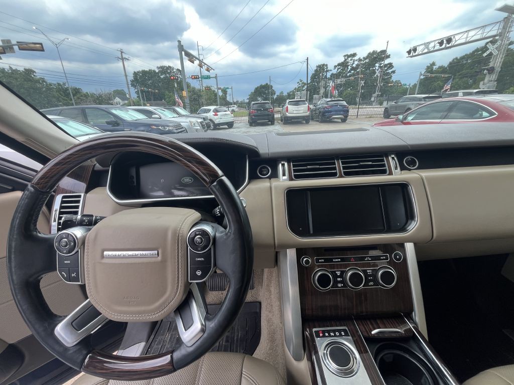 2015 Land Rover Range Rover Image 14