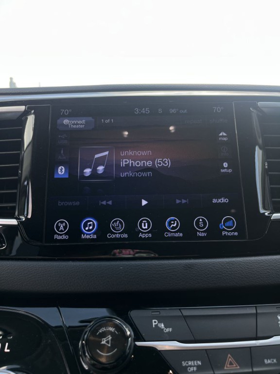 2017 Chrysler Pacifica Image 39