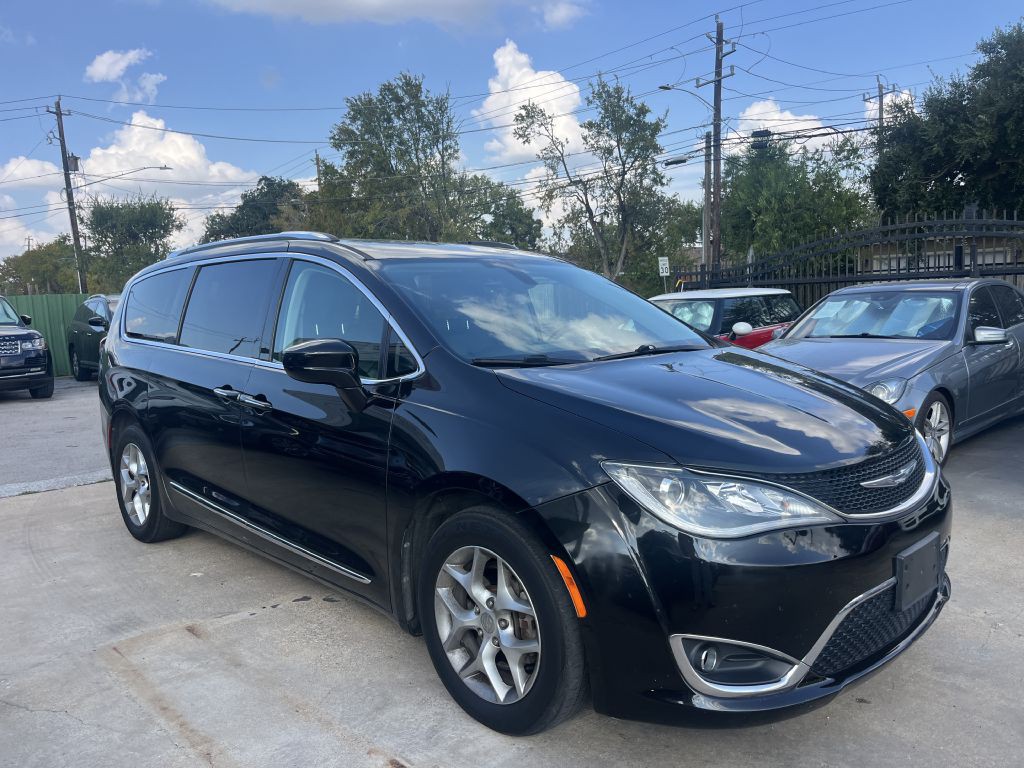 2017 Chrysler Pacifica Image 63
