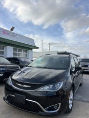 Image for 2017 Chrysler Pacifica Touring L Plus ID: 6939405