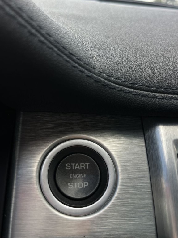 2014 Land Rover Range Rover Evoque Image 24