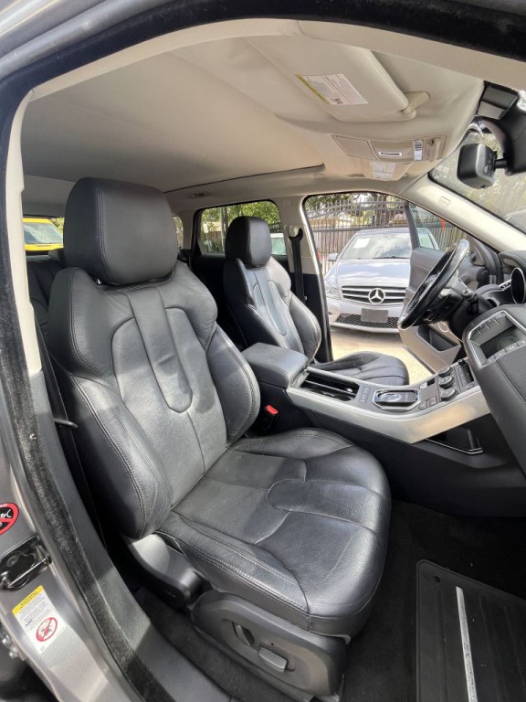 2014 Land Rover Range Rover Evoque Image 40