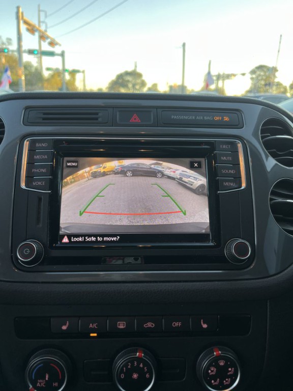 2017 Volkswagen Tiguan Image 26