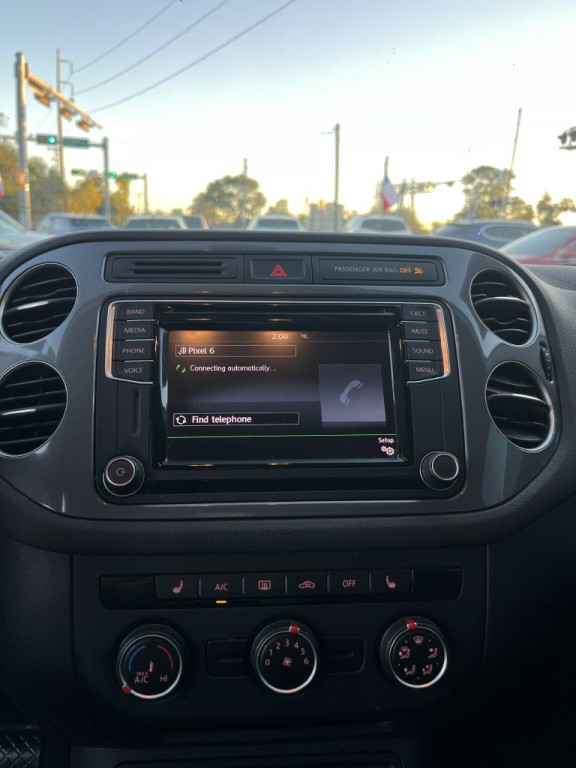 2017 Volkswagen Tiguan Image 29