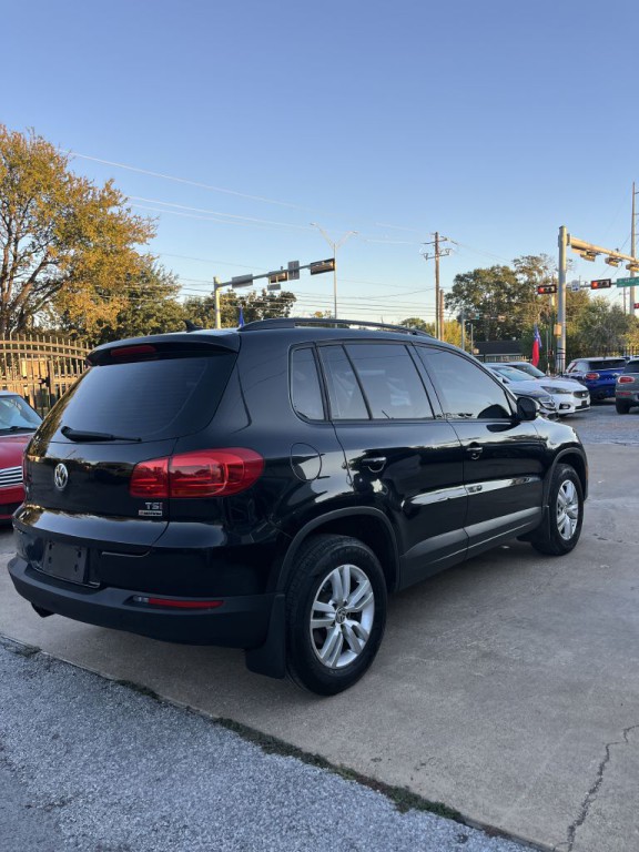 2017 Volkswagen Tiguan Image 36