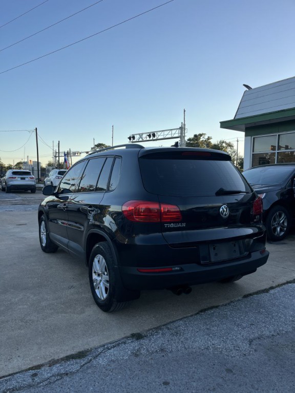 2017 Volkswagen Tiguan Image 39