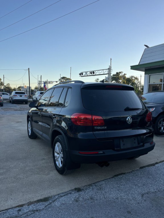 2017 Volkswagen Tiguan Image 40