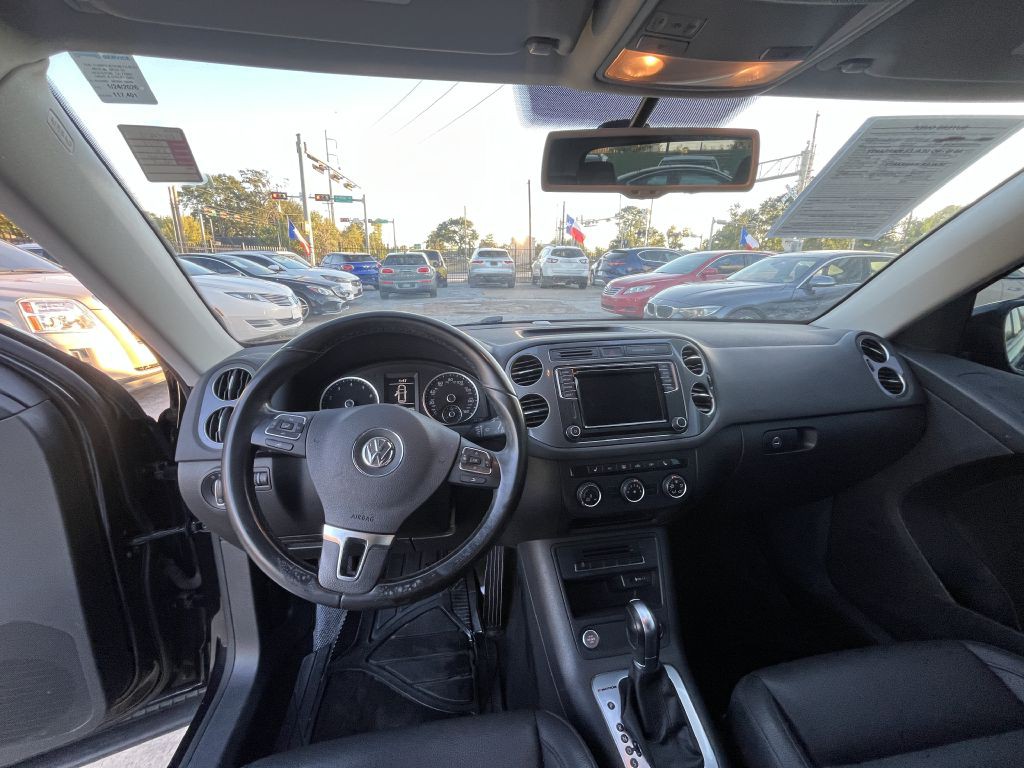 2017 Volkswagen Tiguan Image 50