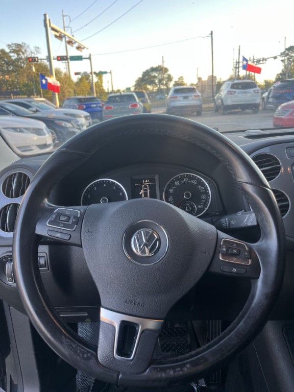 2017 Volkswagen Tiguan Image 51