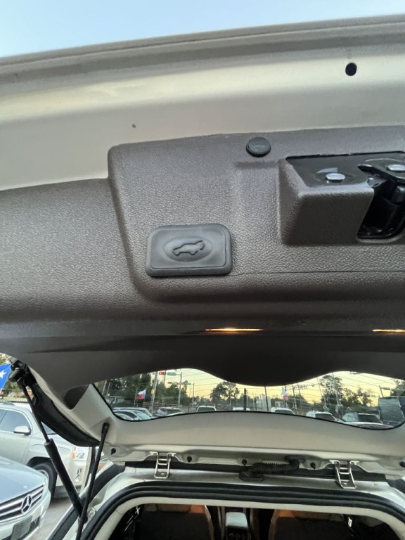 2016 Buick Enclave Image 13