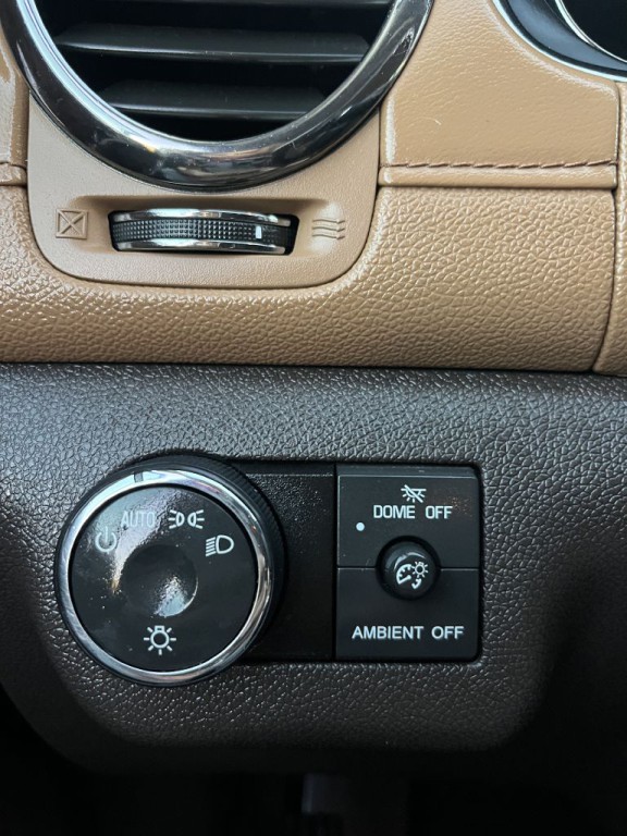 2016 Buick Enclave Image 34