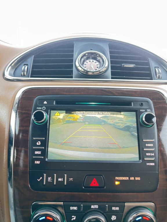 2016 Buick Enclave Image 36