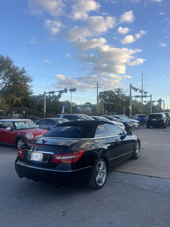 2013 Mercedes-Benz E-Class Image 20