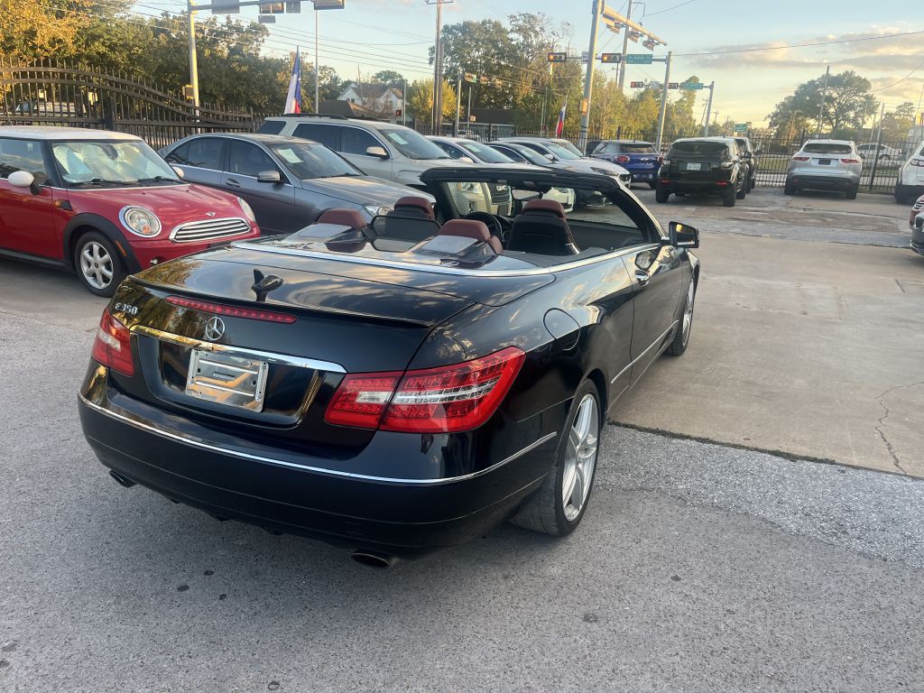 2013 Mercedes-Benz E-Class Image 23