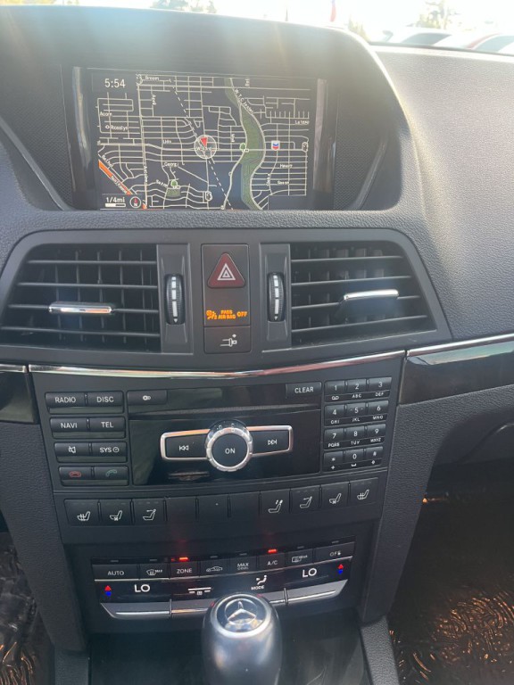 2013 Mercedes-Benz E-Class Image 33