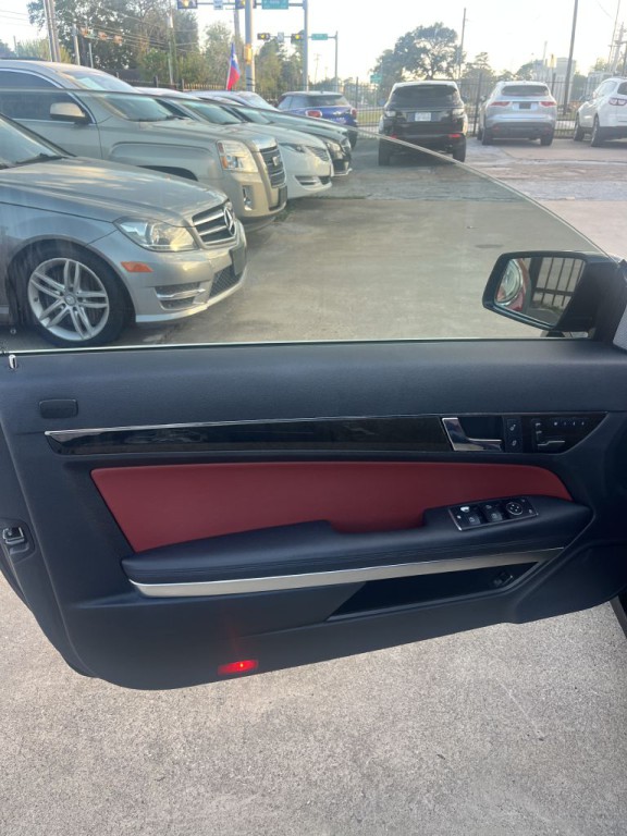 2013 Mercedes-Benz E-Class Image 34