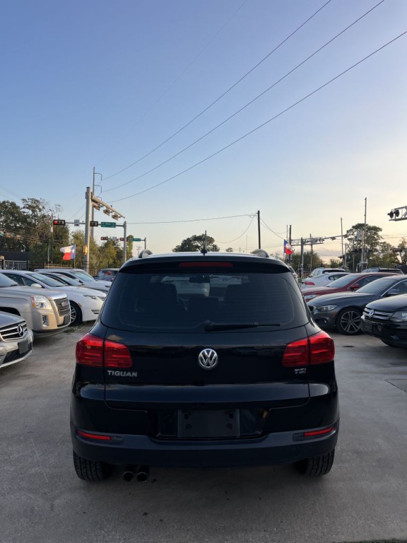 2016 Volkswagen Tiguan Image 3