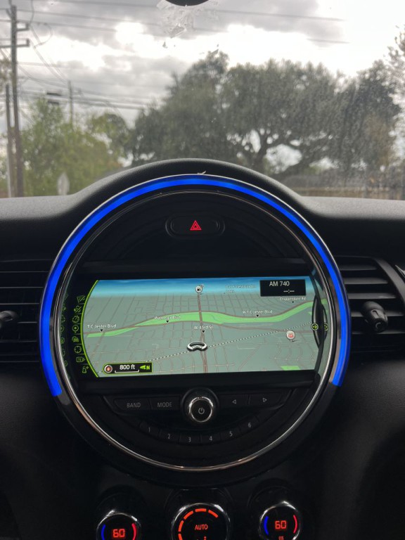 2016 MINI Cooper Image 35