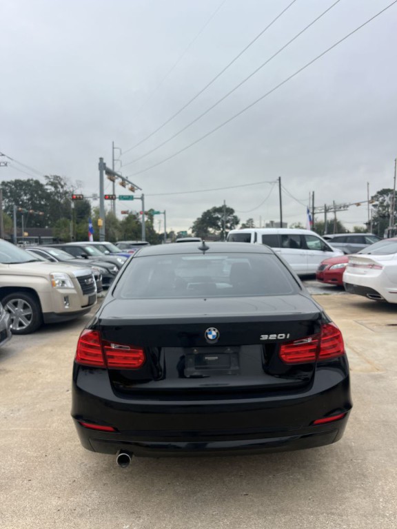 2015 BMW 3 Series Image 10