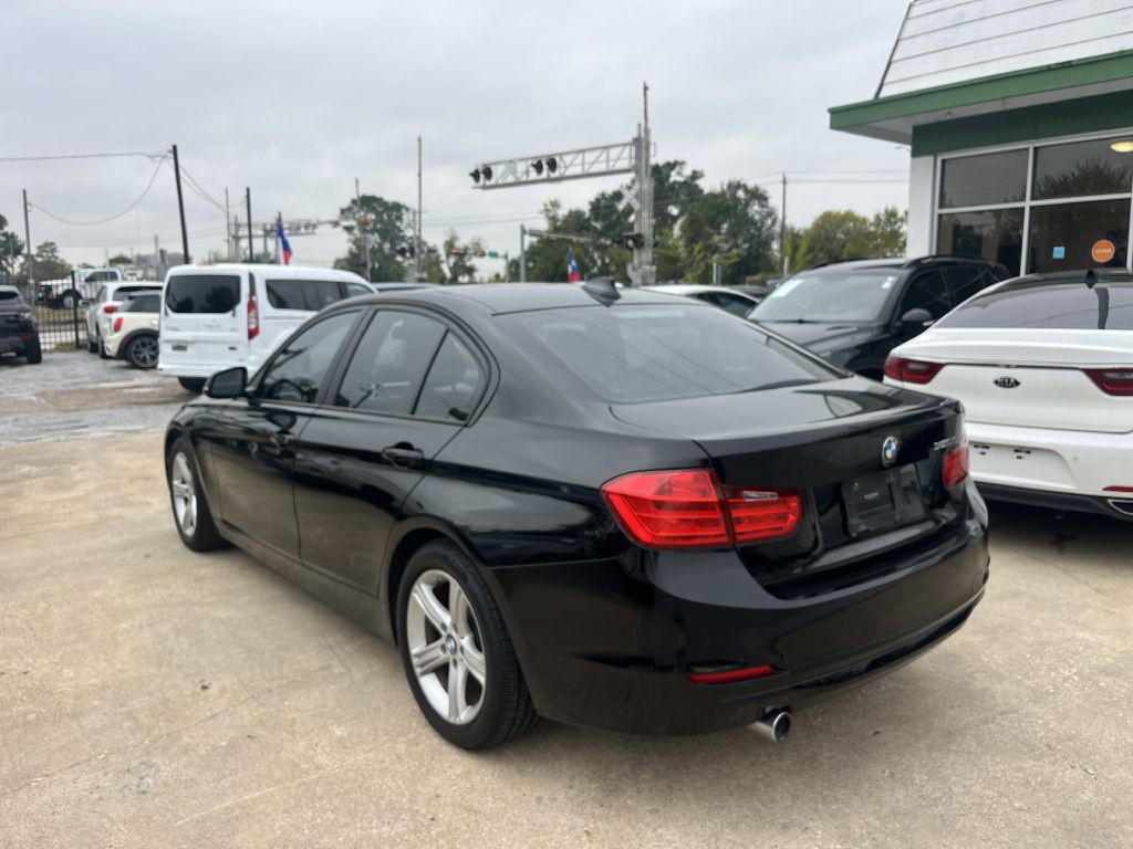 2015 BMW 3 Series Image 13