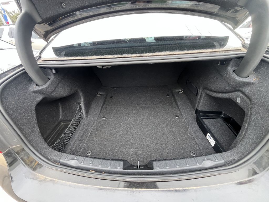 2015 BMW 3 Series Image 15