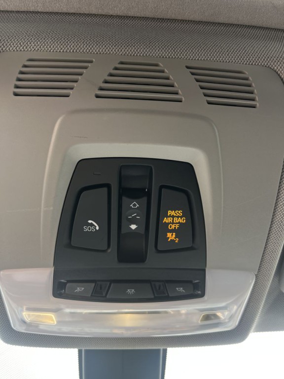 2015 BMW 3 Series Image 19