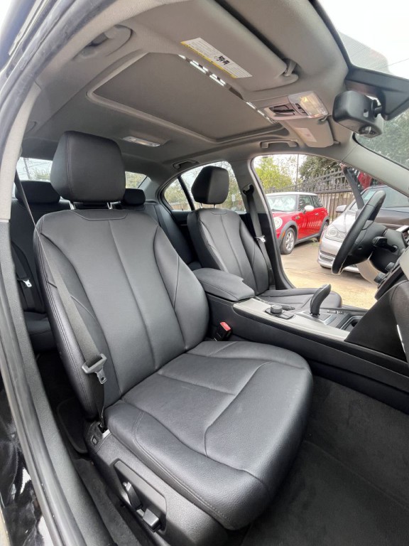 2015 BMW 3 Series Image 36