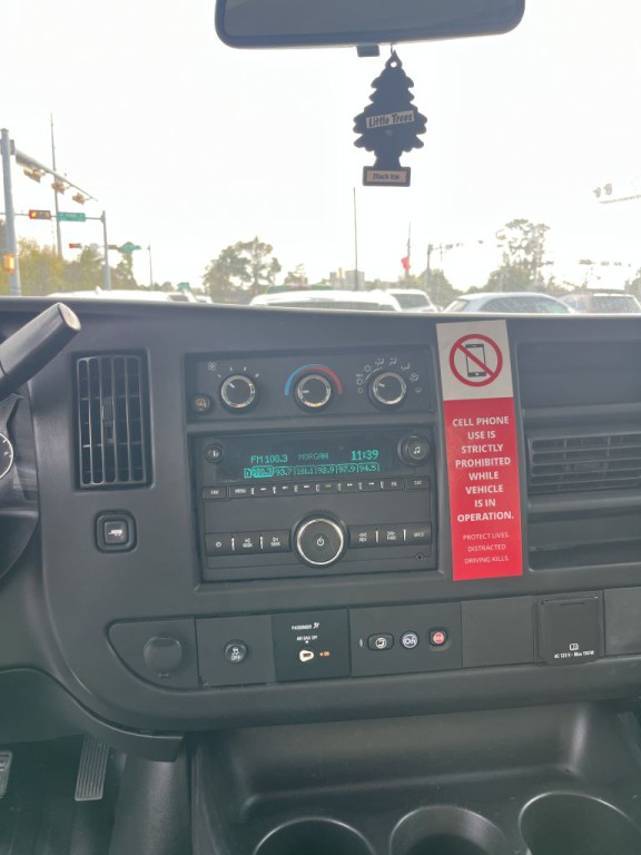 2018 Chevrolet Express Image 13