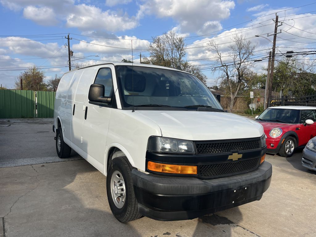 2018 Chevrolet Express Image 21