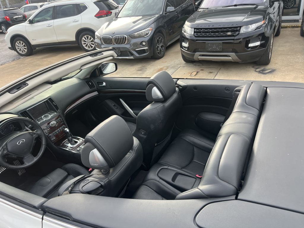 2010 INFINITI G37 Image 21