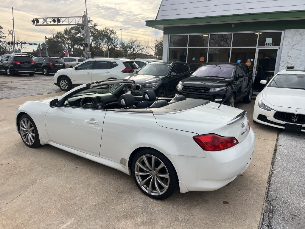 2010 INFINITI G37 Image 24