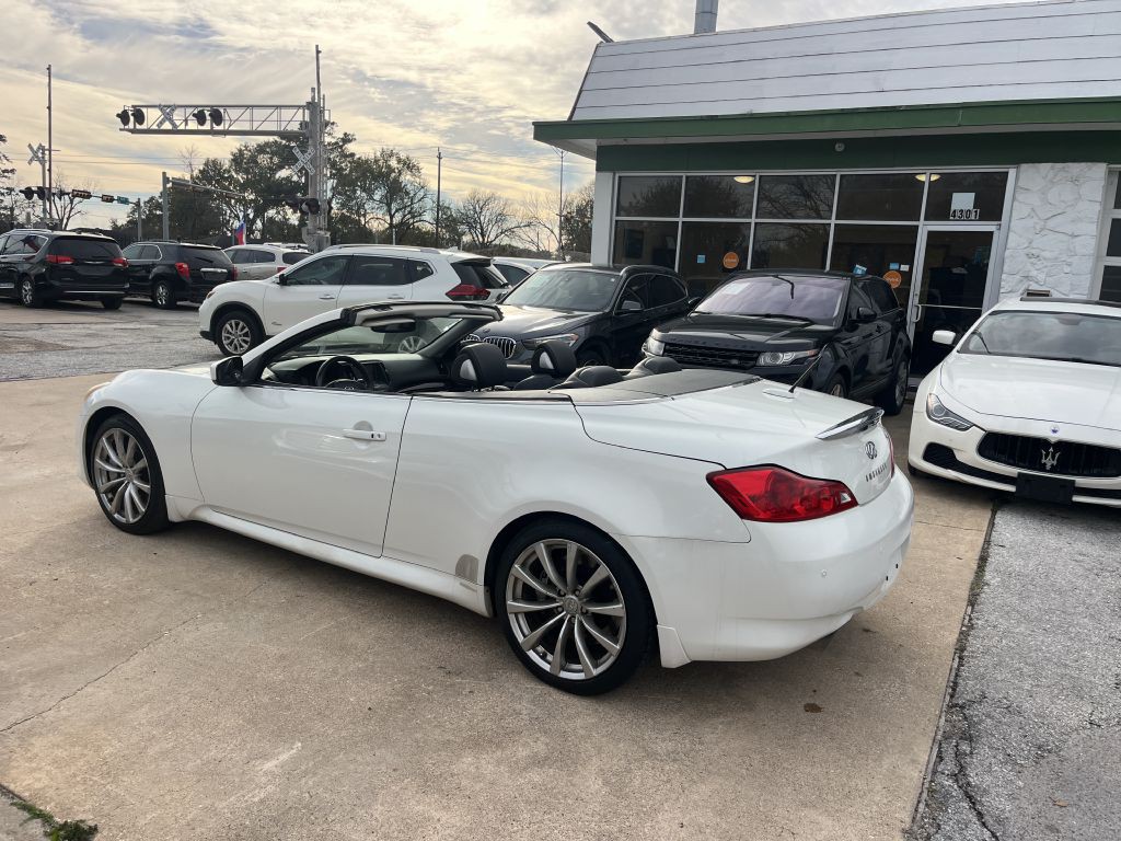 2010 INFINITI G37 Image 25