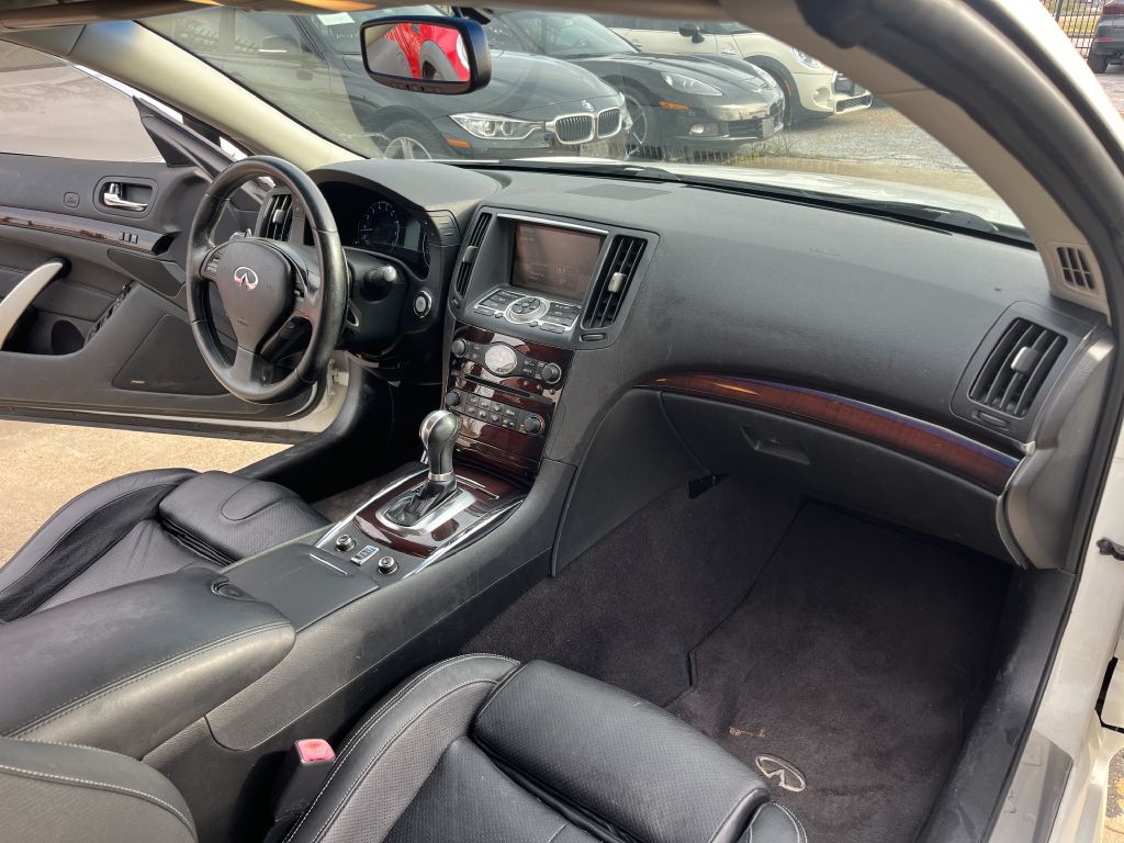 2010 INFINITI G37 Image 45