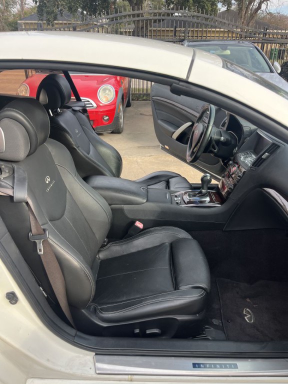 2010 INFINITI G37 Image 47
