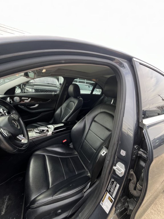 2016 Mercedes-Benz C-Class Image 11