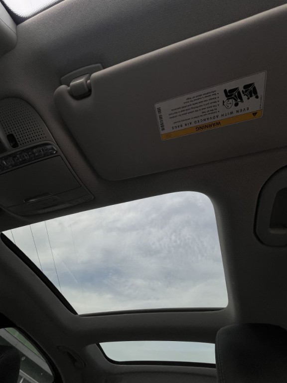 2016 Mercedes-Benz C-Class Image 12