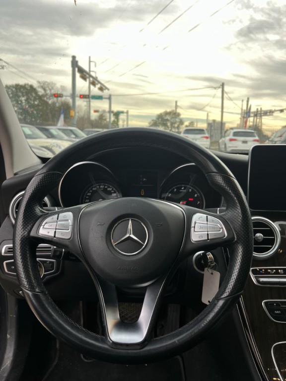 2016 Mercedes-Benz C-Class Image 22