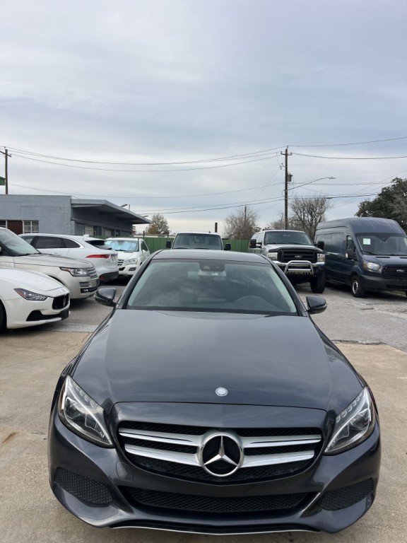 2016 Mercedes-Benz C-Class Image 34