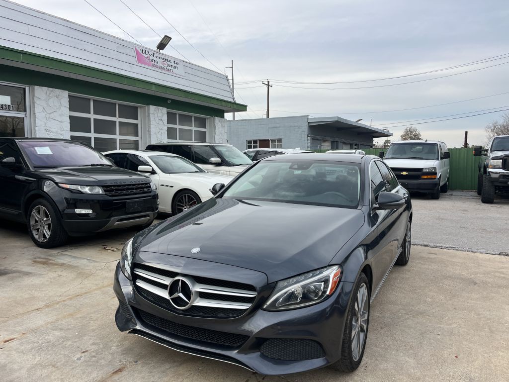 2016 Mercedes-Benz C-Class Image 39