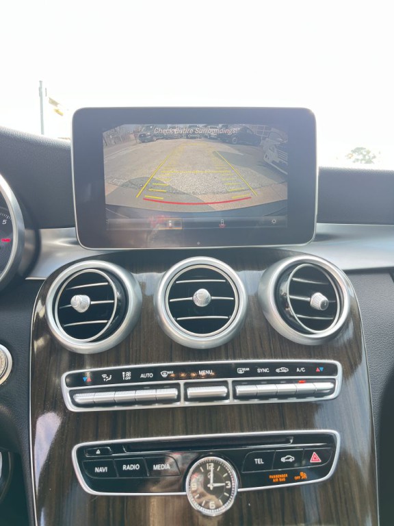 2016 Mercedes-Benz C-Class Image 14