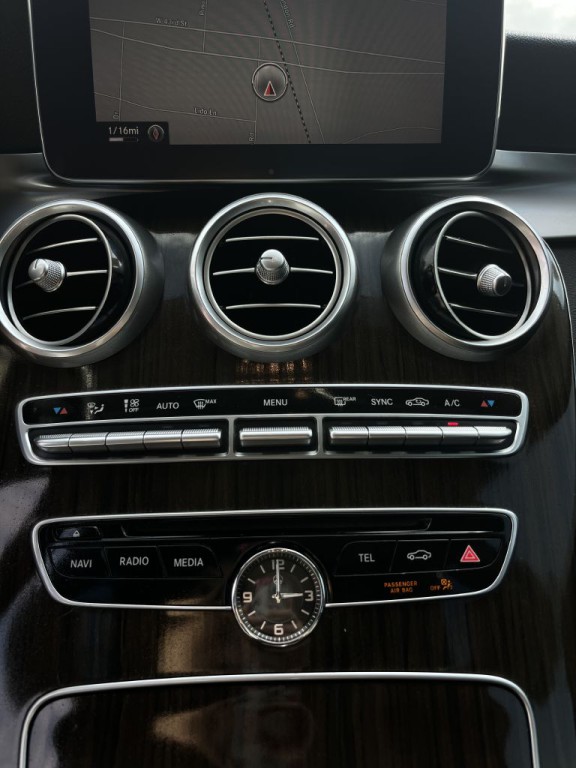 2016 Mercedes-Benz C-Class Image 15