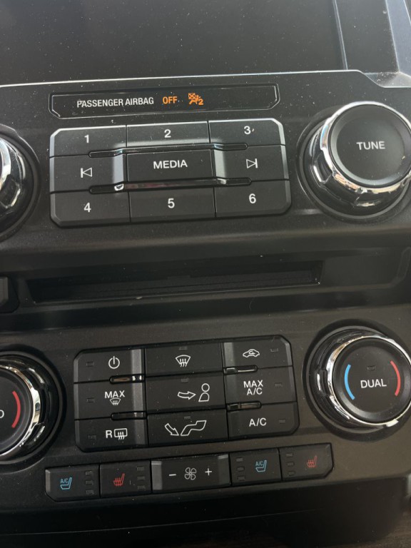 2016 Ford F-150 Image 31