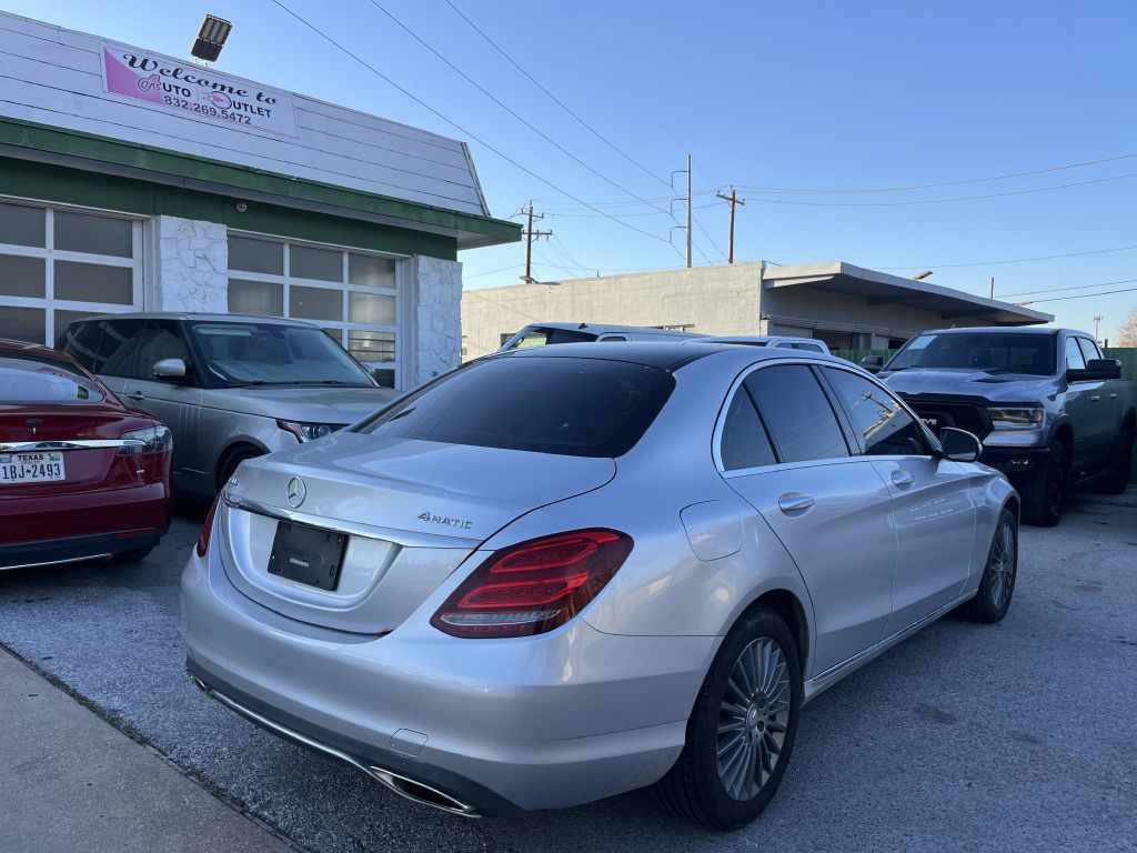 2015 Mercedes-Benz C-Class Image 6