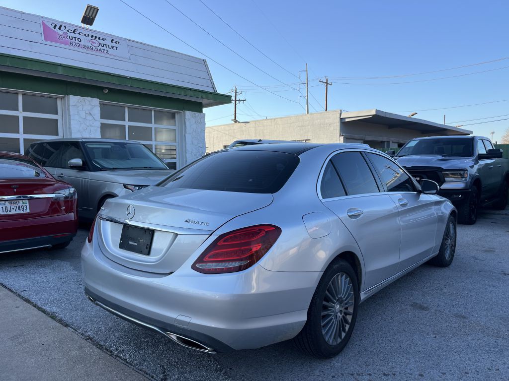 2015 Mercedes-Benz C-Class Image 7