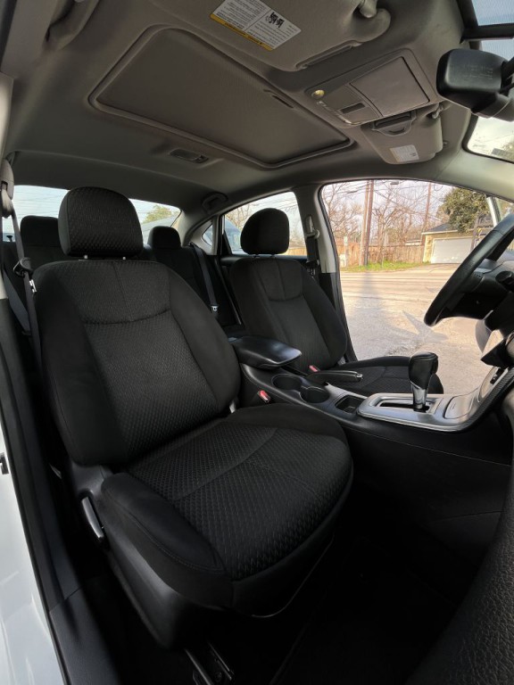 2014 Nissan Sentra Image 13