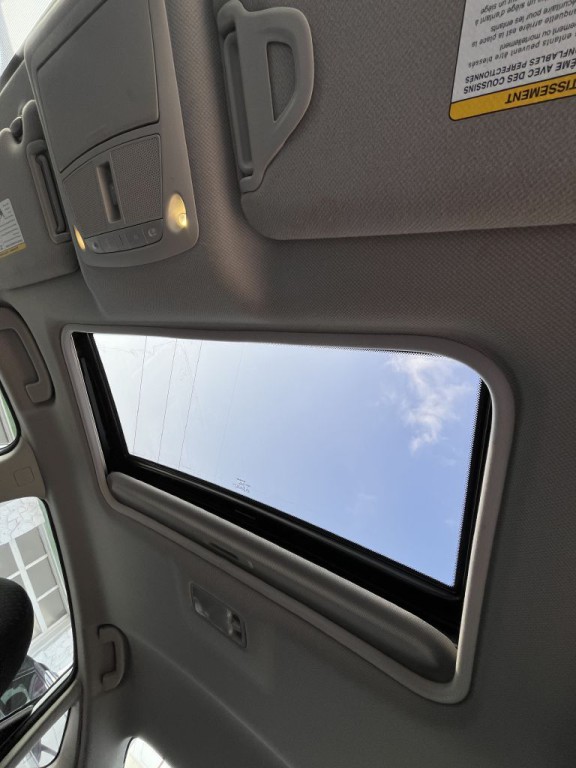 2014 Nissan Sentra Image 36