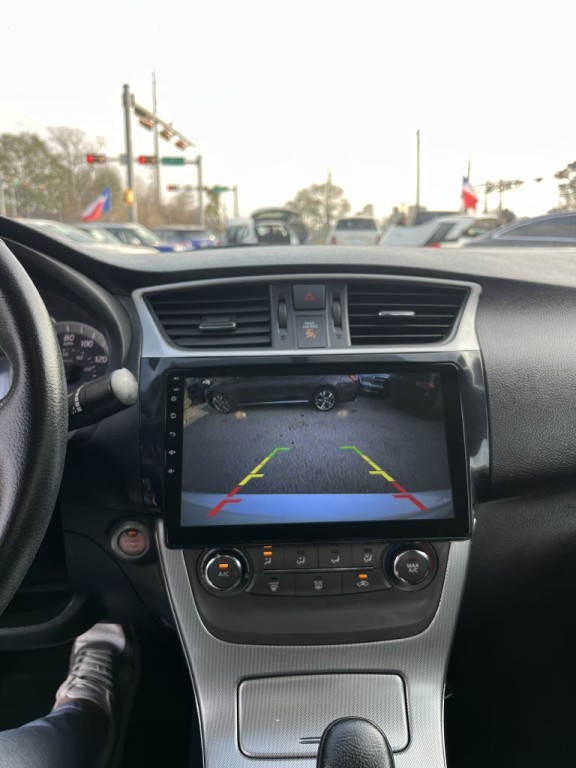 2014 Nissan Sentra Image 38